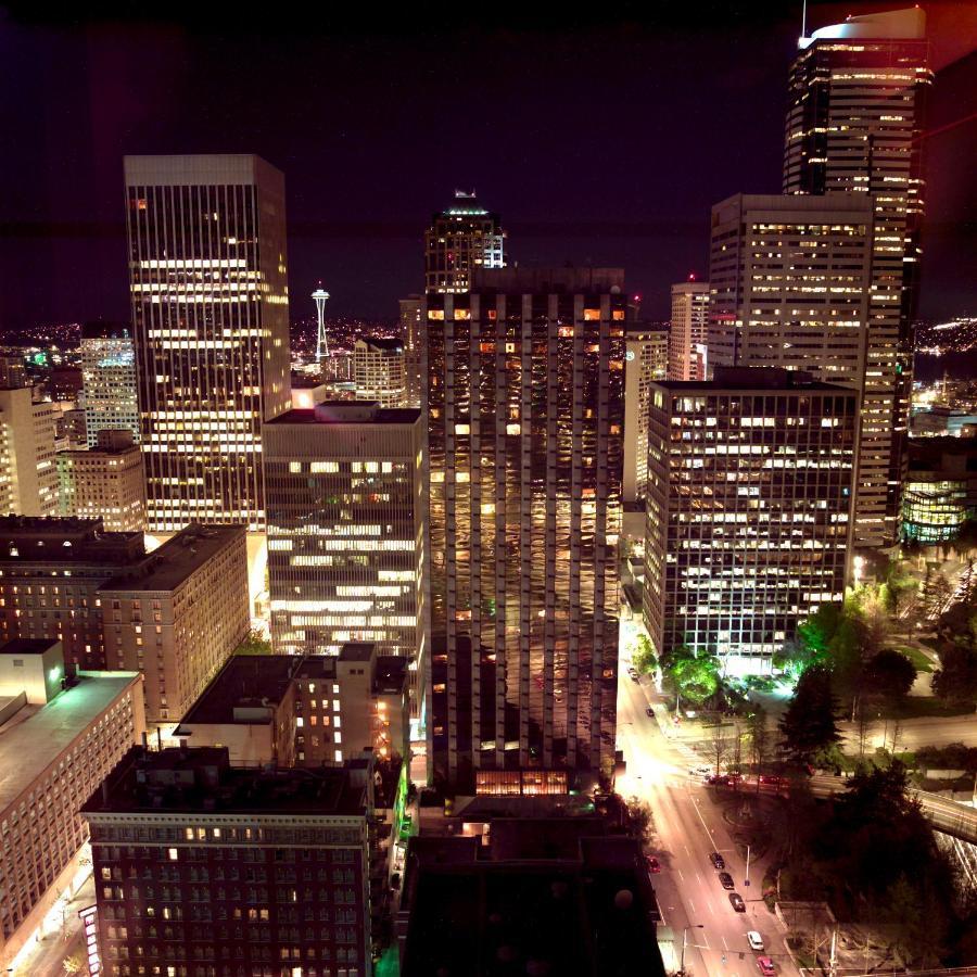 Renaissance Seattle Hotel Exterior photo